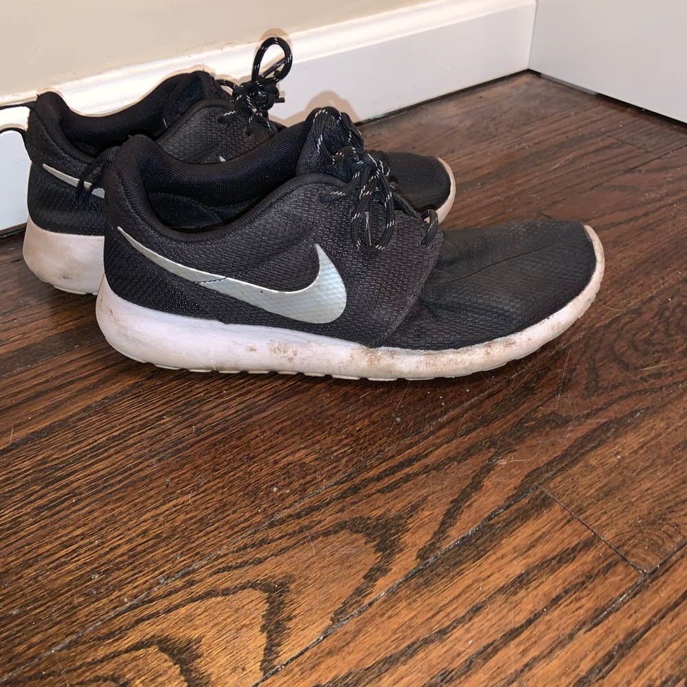 Nike Rosche Sneakers